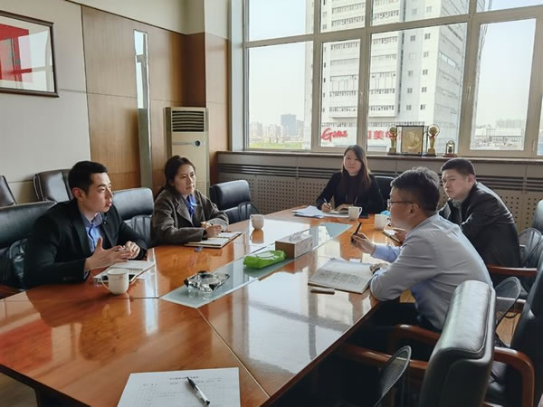 歷下區(qū)投資促進(jìn)局、泉城路街道辦事處到山東省輕工業(yè)供銷有限公司進(jìn)行走訪調(diào)研