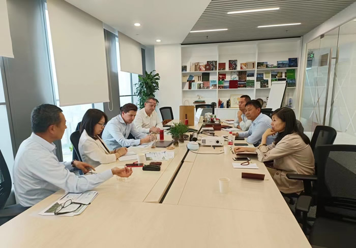 輕工供銷公司與國際紙漿供應商持續(xù)深化合作、拓展合作領域