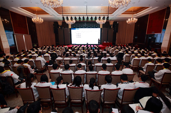 廚政管理高端培訓(xùn)  向更美好的明天出發(fā)