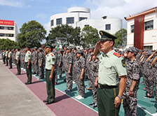 上海新東方新生軍訓(xùn)圓滿閉幕