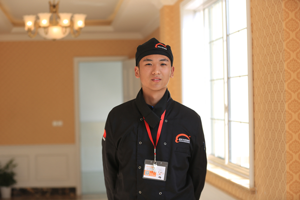 【新生故事】主廚之路，由上海新東方開始