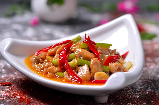 上海新東方：下飯菜香香雞的做法