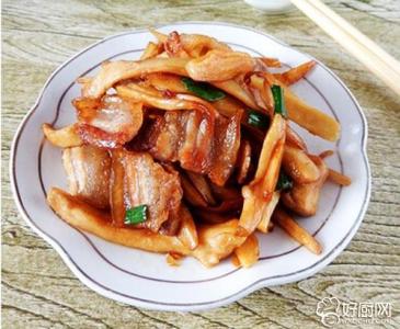 上海新東方烹飪學(xué)校——杏鮑菇燒五花肉做法
