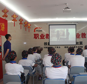 【名企進(jìn)校園】山楂樹食品有限公司來(lái)我校宣講