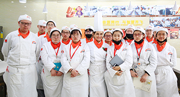 意大利西點(diǎn)大師Carmen D’Addeo來(lái)上海新東方啦