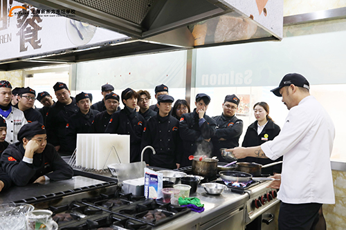 一起感受Joseph主廚的廚藝魅力 看最美家鄉(xiāng)菜廚藝大比