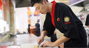 『新生故事』江宗延：用心學(xué)好日料 不負(fù)往后余生