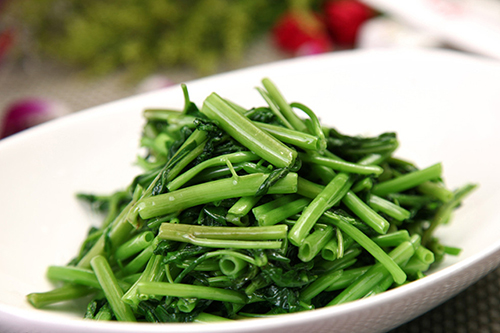 炒空心菜的4個(gè)小竅門 鮮嫩又入味　