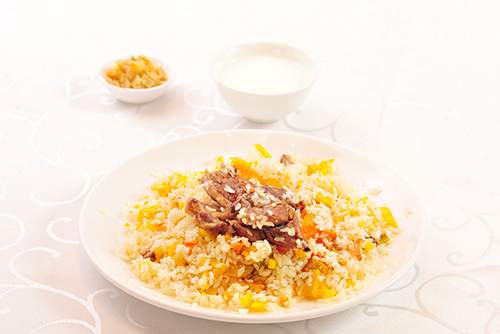 掌握五個(gè)要點(diǎn)做出地道的羊肉抓飯