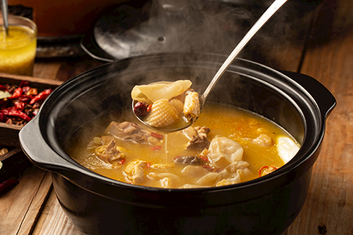 燉好雞湯有訣竅，這樣做讓雞湯好喝10倍