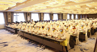 新東方（上海校區(qū)）20年美食營養(yǎng)師培訓(xùn)班正式開班