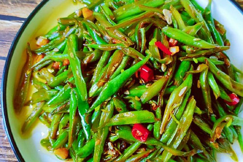 炒豆角的做法——新東方烹飪教育