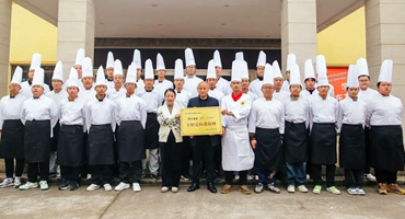 和大學(xué)生pk就業(yè)，職校生的底氣和競(jìng)爭(zhēng)力在這里！