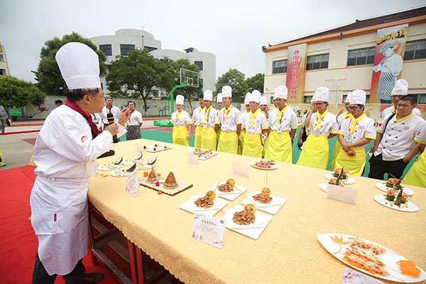 上海新東方烹飪學校_專業(yè)的廚師培訓學校